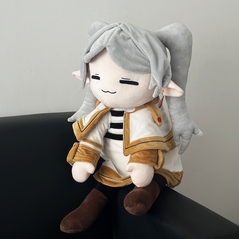 75 cm Frieren Plüsch At The Fu – Frieren Anime Merchandise Bewertung und Preis